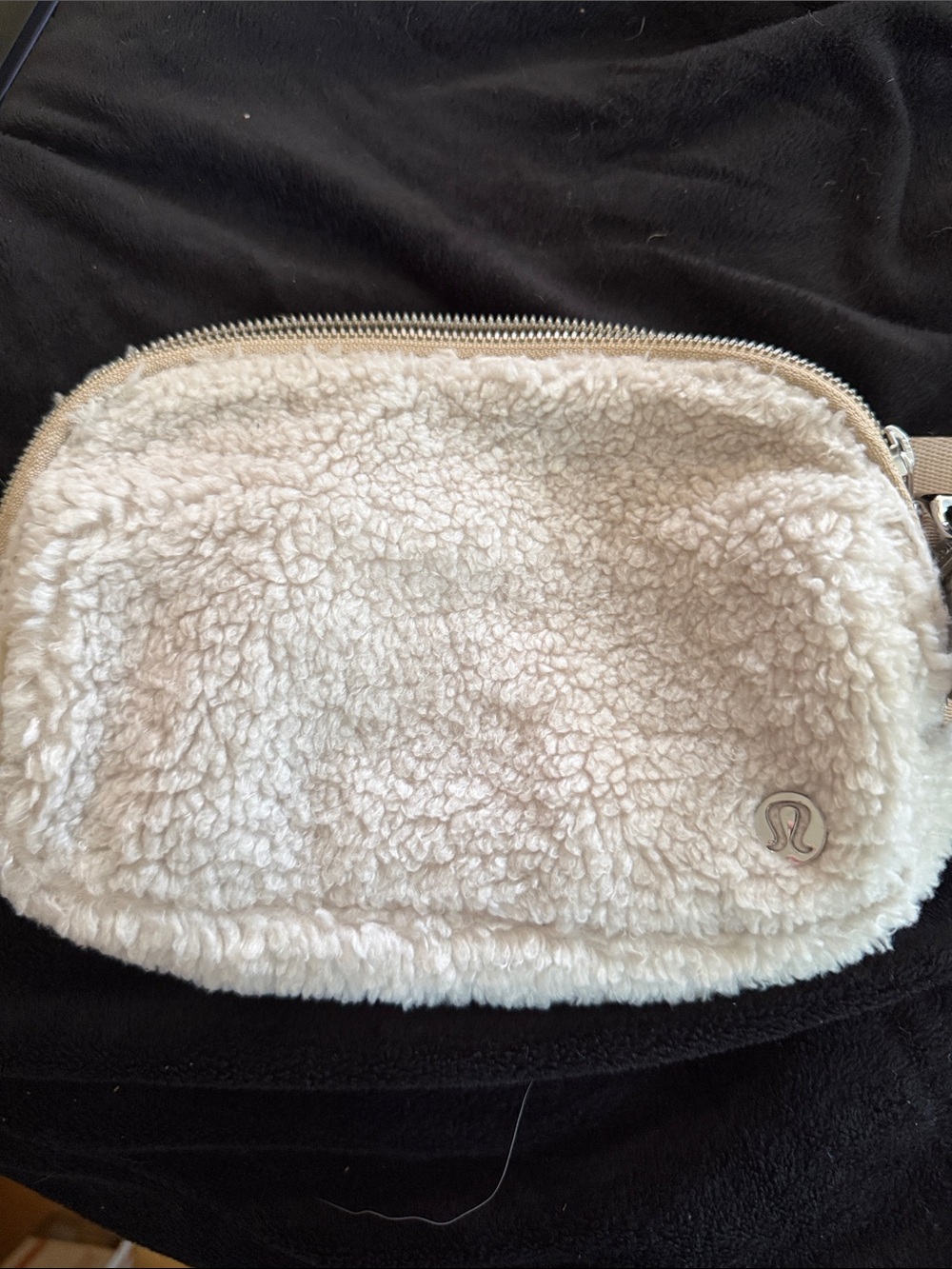 lululemon athletica Faux Sherpa Cosmetic Crossbody in Cream